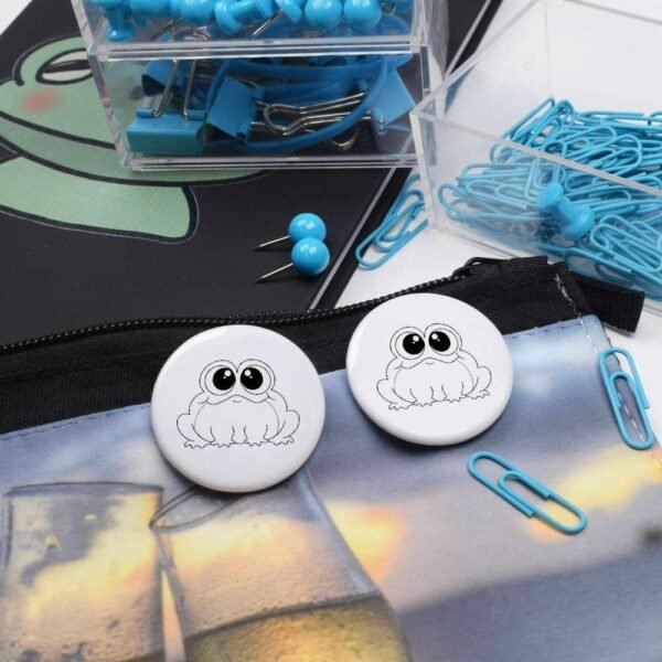 'Chubby Frog' Button Pin Badges (BB048339) - Image 5