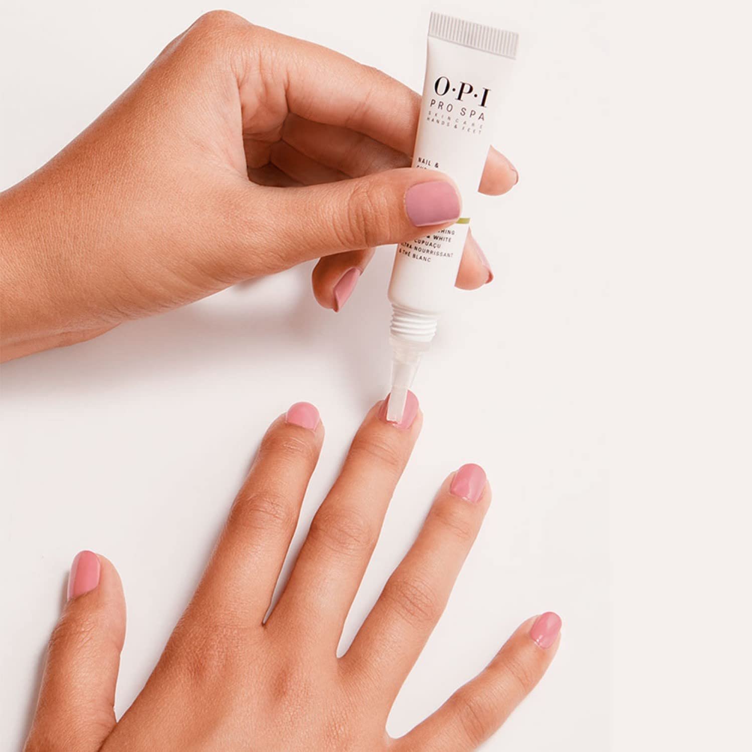 OPI ProSpa Nail and Cuticle Oil To Go | Cuticle Oil Pen for Nails & Dry Hands | Strengthens Cuticles for Nail Growth | 0.25 fl oz - Image 6