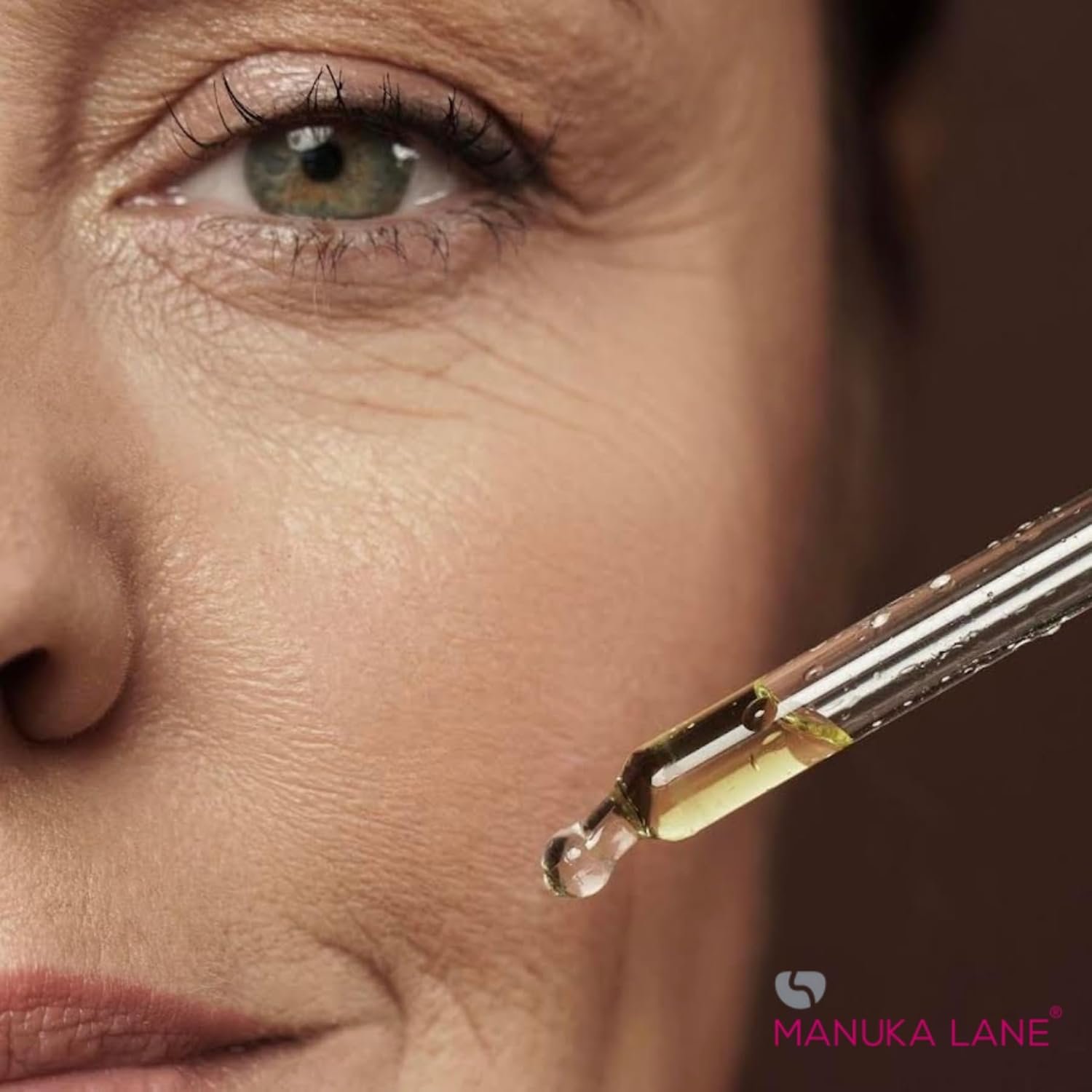 Bee Venom Face Serum for Face and Neck with Manuka Honey, Goji Extract and Vitamin E | Plant Based Formula | Carefully formulated to keep your skin young and healthy! - Image 10