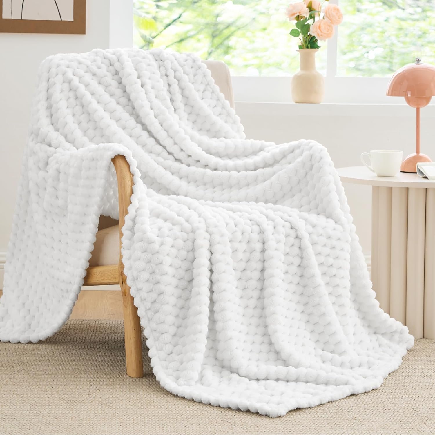 BEDELITE Fleece Blanket Twin Blanket for Bed Couch, 3D Jacquard Decorative White Throw Blanket, Soft and Cozy Warm Plush Fuzzy Blanket All Seasons Suitable, 60x80Inches - Image 9