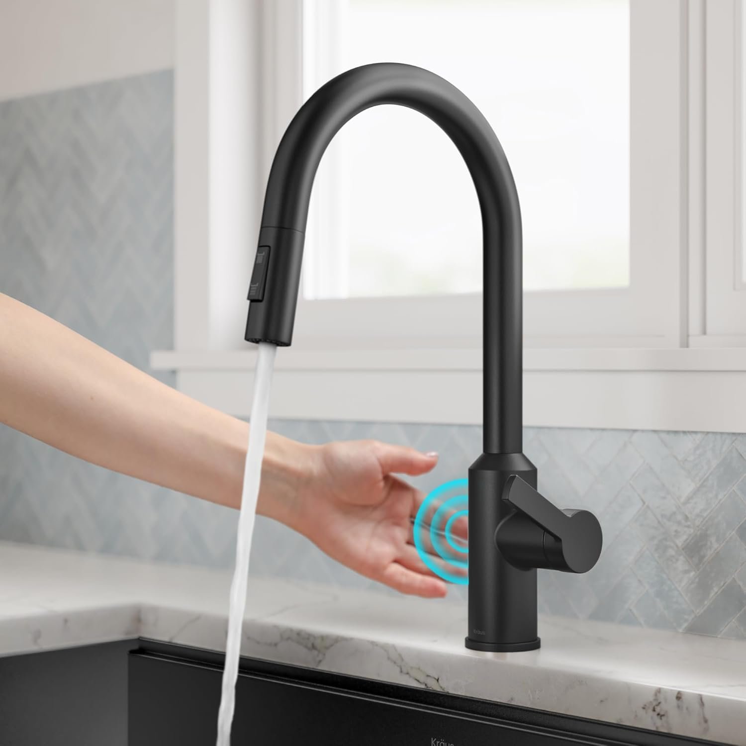 KRAUS Oletto Touchless Sensor Pull-Down Single Handle Kitchen Faucet in Matte Black, KSF-2830MB - Image 3