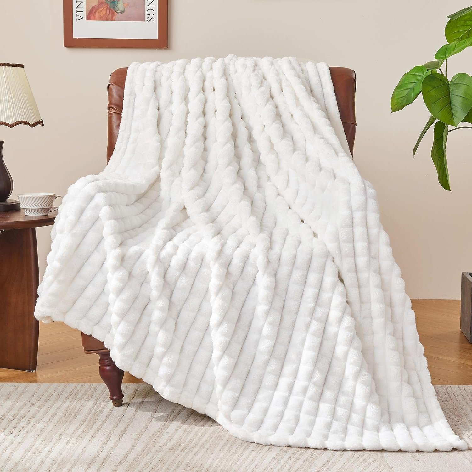 BEDELITE White Throw Blanket for Couch and Bed- Super Soft and Warm 3D Checkered Fluffy Fuzzy Fleece Blanket, Luxurious Plush Cozy Blanket for Room Decor Fall and Winter, 50x60 inches - Image 2
