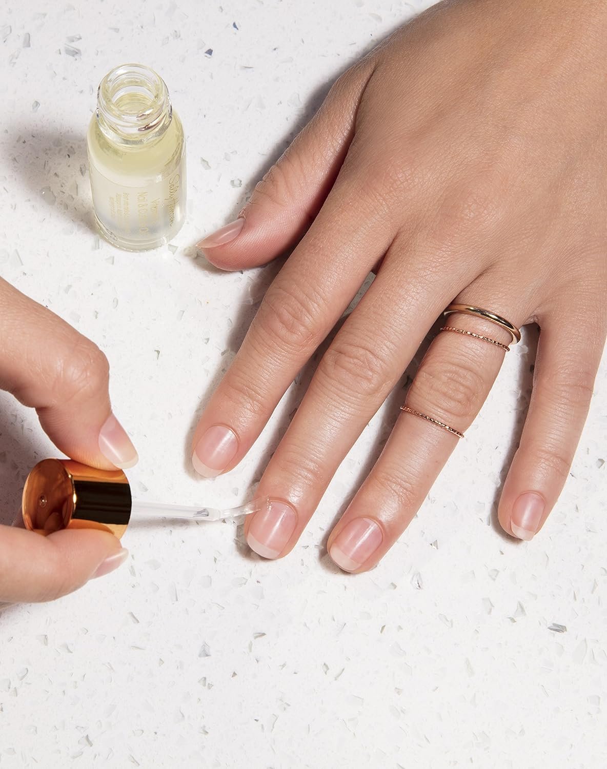 Sally Hansen Vitamin E Nail & Cuticle Oil (3205) by Sally Hansen - Image 5