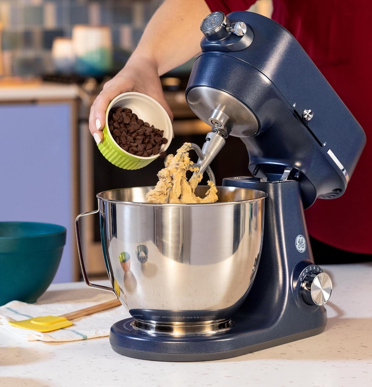 GE Tilt-Head Electric Stand Mixer | 7-Speed, 350-Watt Motor | Includes 5.3-Quart Bowl, Flat Beater, Dough Hook, Wire Whisk & Pouring Shield | Countertop Kitchen Essentials | Sapphire Blue - Image 8