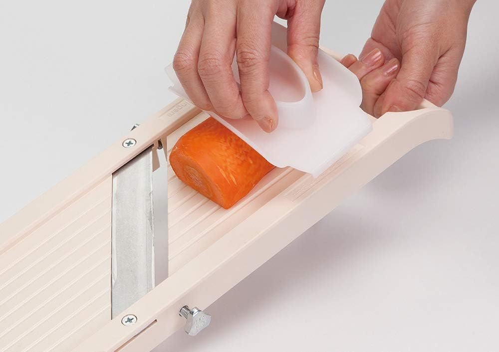 Benriner Super Standard Madoline Slicer, with with 4 Japanese Stainless Steel Blades, Almond - Image 9