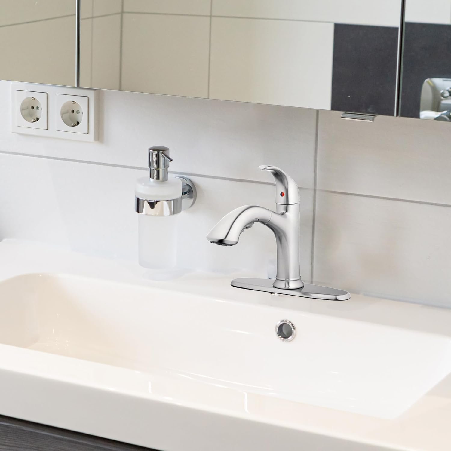 HomePointe Single Loop Handle Kitchen Faucet With Pull-Out Spray, Brass Waterways, Braided Black Nylon Hose and Ceramic Disc Cartridge, Brushed Nickel - Image 6