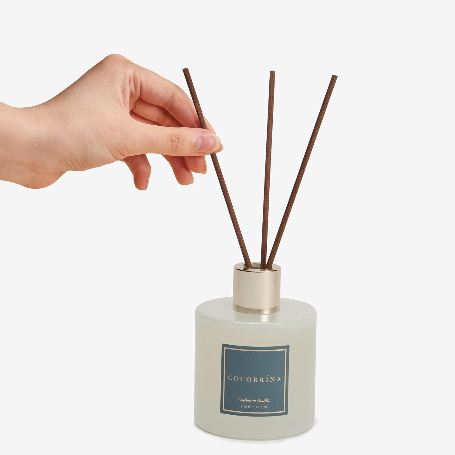 Cocorrína Premium Reed Diffuser Set with Preserved Baby's Breath & Cotton Stick Cashmere Vanilla | 6.7oz Scent Fragrance Oil Diffuser for Bedroom Bathroom Home Décor - Image 7