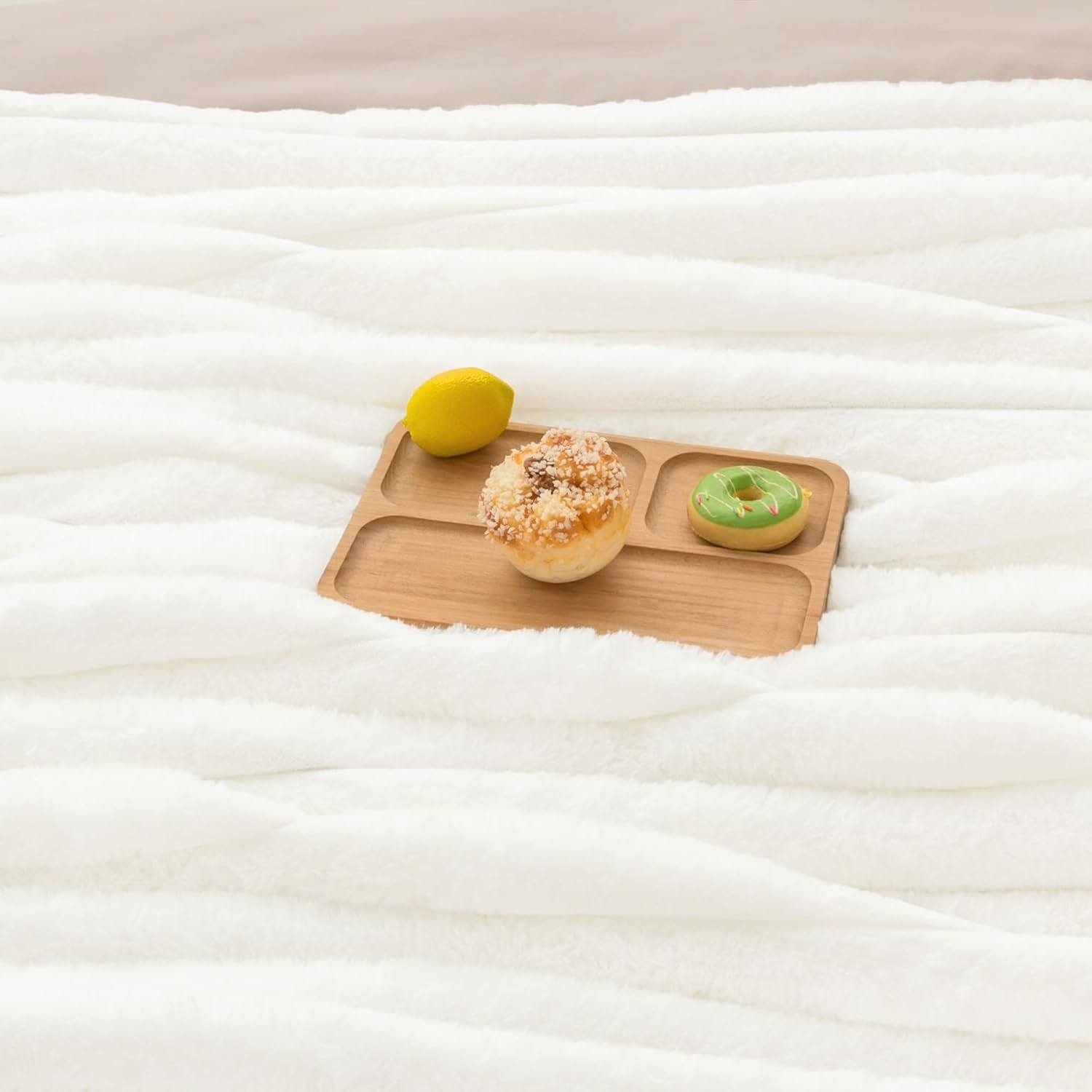 Andency White Throw Blanket for Couch, Super Soft Cozy Warm Fluffy Plush Blankets for Bed Sofa Living Room, Cute Faux Fur Lightweight Blanket for Women Grils, Off White, 50x60 inches - Image 5