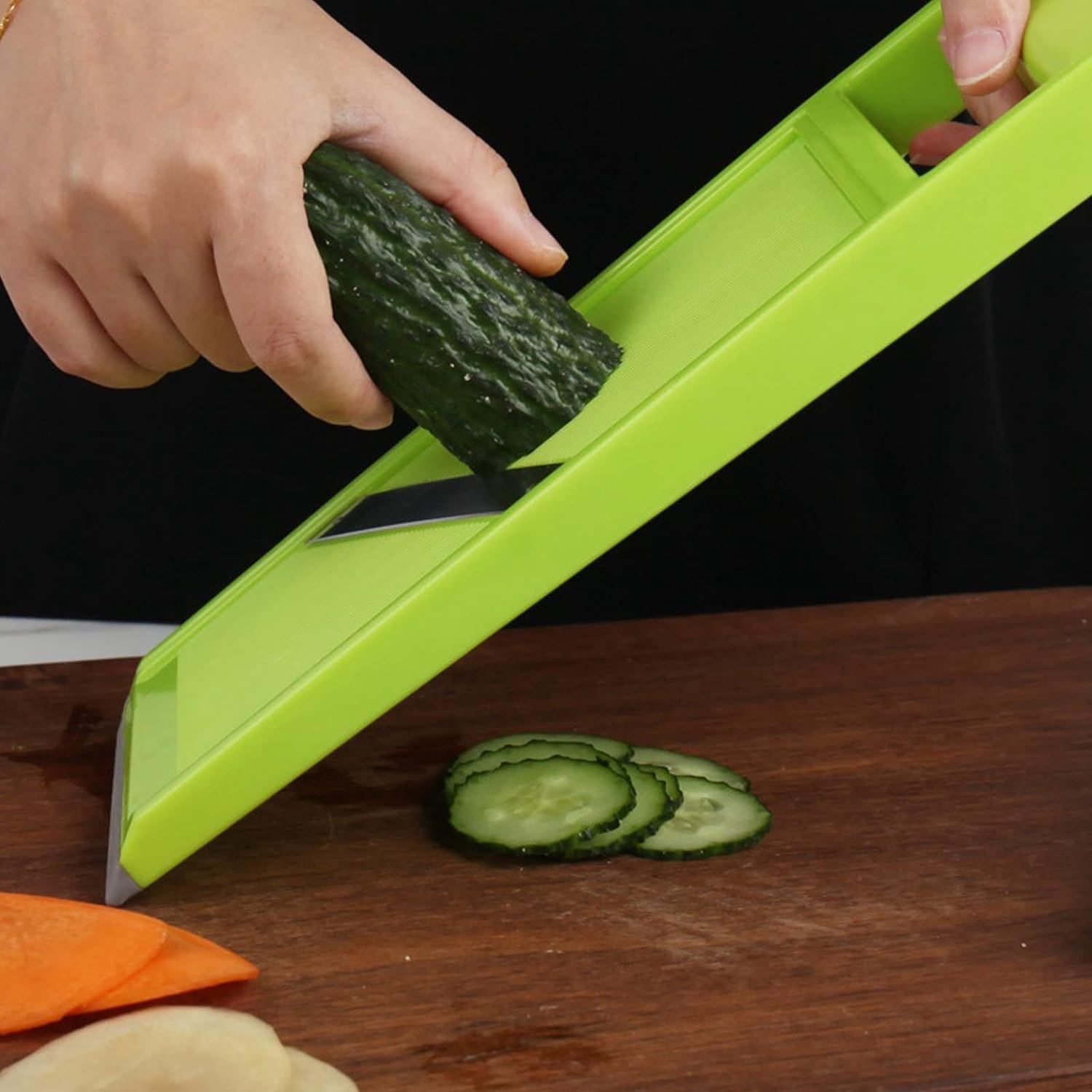 Vegetable Slicer, 4.25 x 10.8in Stainless Steel Mandoline Food Slicer with Hanging Hole, Handheld Vegetable Chip Maker Food Chopper for Potato, Carrot, Vegetables, Zucchini - Image 3