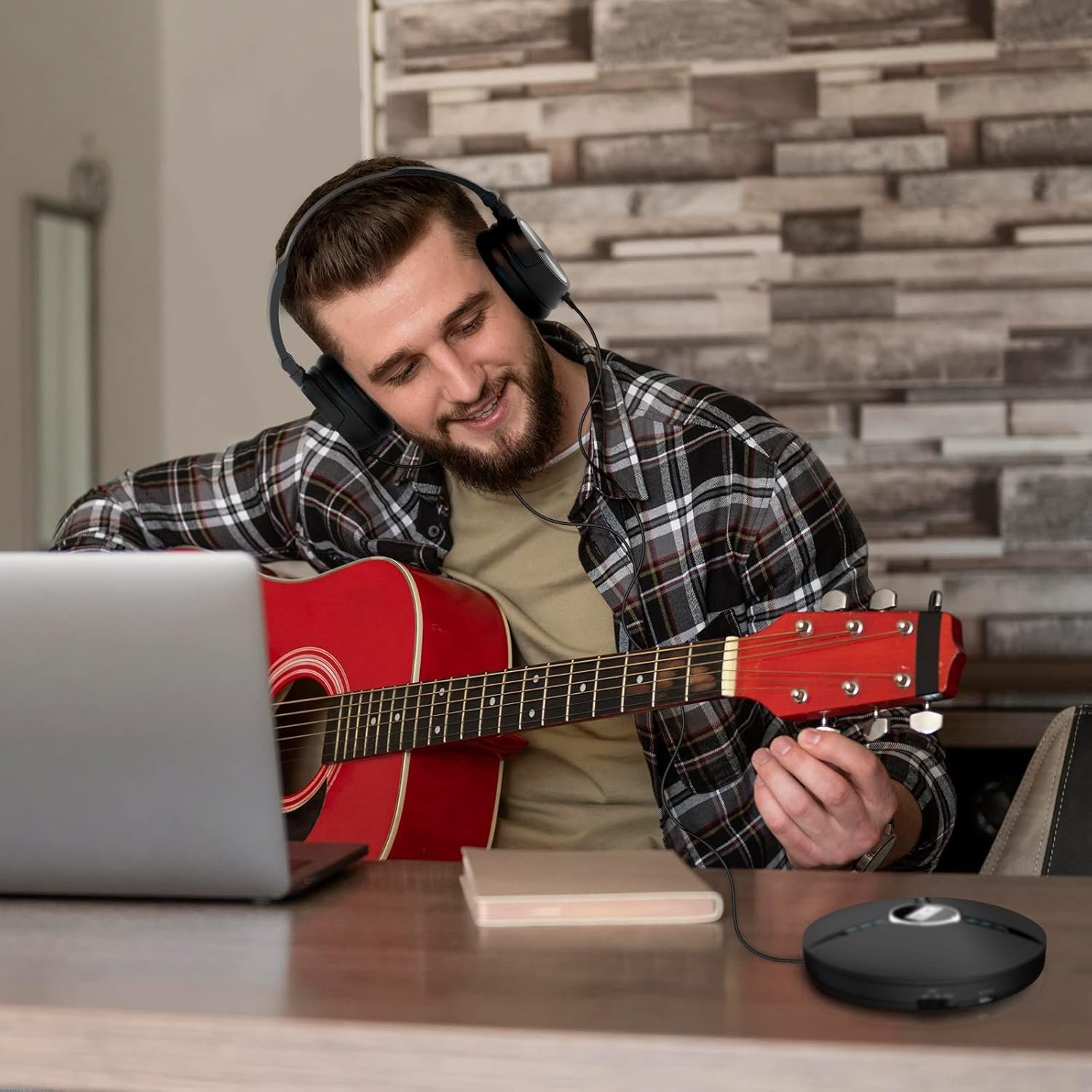 KLIM Discman with Headphones - Portable CD Player with Headphones - New Version 2024 + Ideal Car CD Player + Compatible CD-R, CD-RW, MP3. Compact Mini CD Players Personal CD Walkman - Black - Image 8