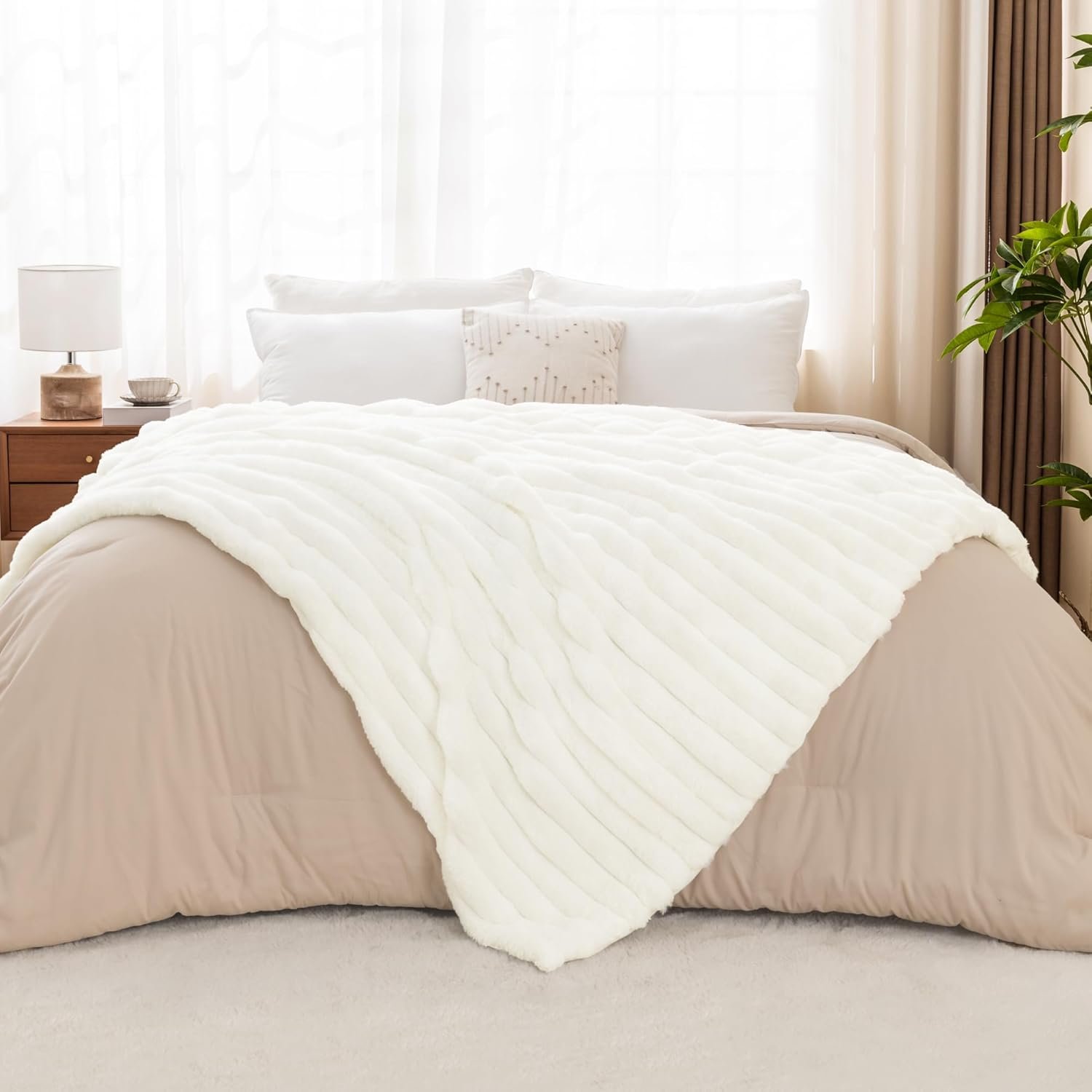 Andency White Throw Blanket for Couch, Super Soft Cozy Warm Fluffy Plush Blankets for Bed Sofa Living Room, Cute Faux Fur Lightweight Blanket for Women Grils, Off White, 50x60 inches - Image 8