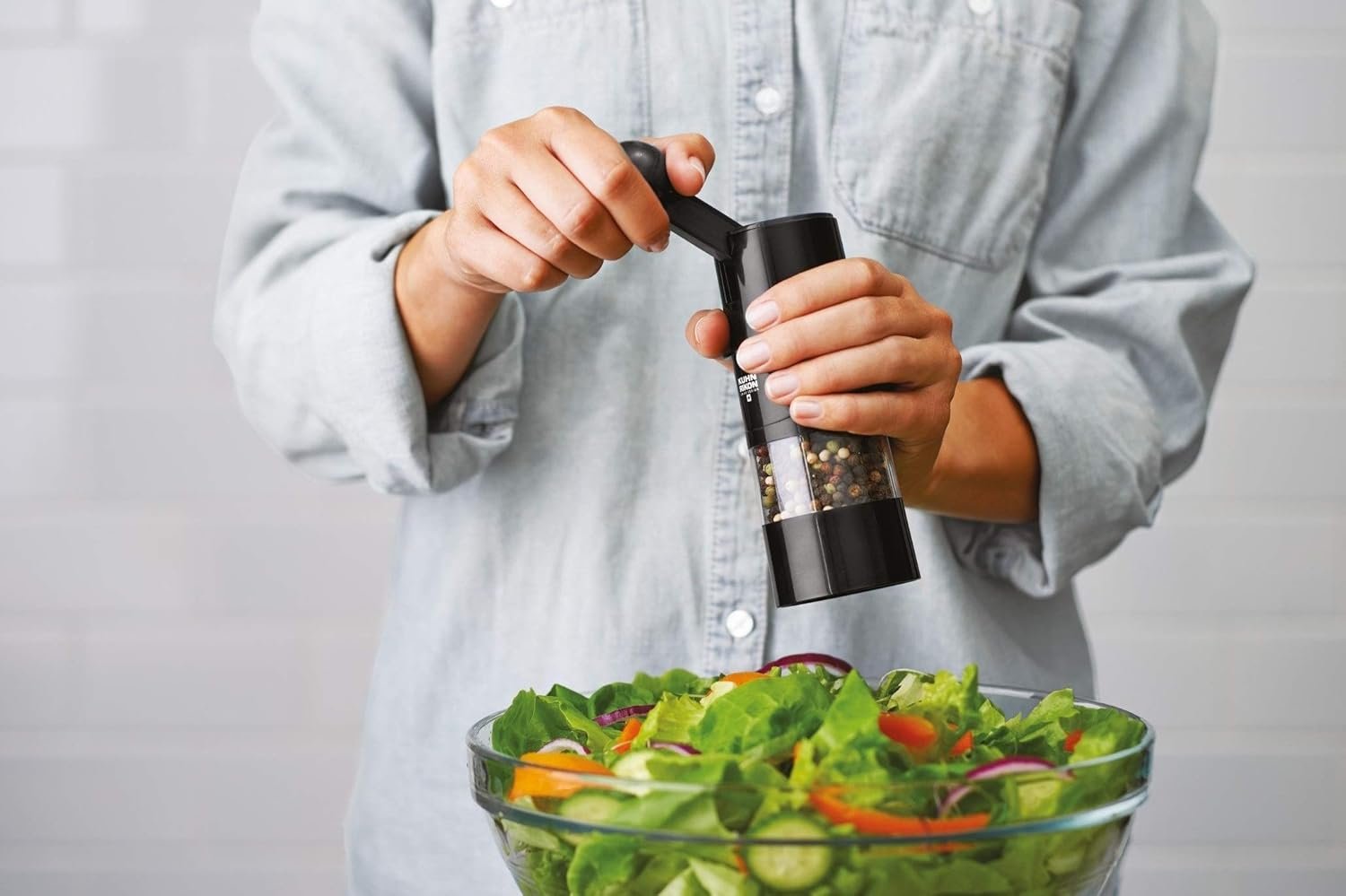 Kuhn Rikon Adjustable Ratchet Grinder with Ceramic Mechanism for Salt, Pepper and Spices, 8.5 x 2.25 inches, White - Image 3