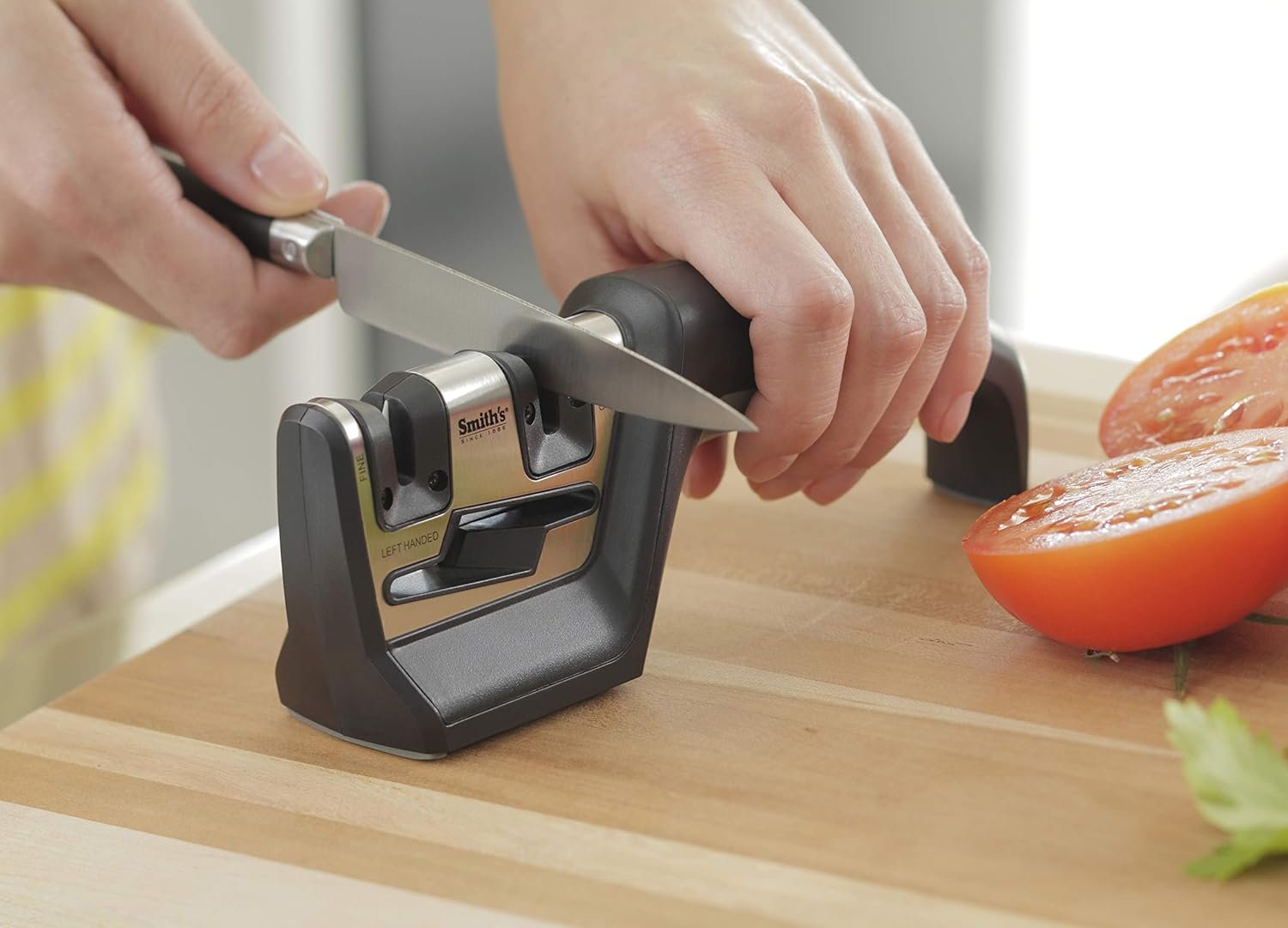 Smith’s 50101 Pull-Thru Knife & Scissor Sharpener – Black/Silver – Pull-Thru Knife Sharpener – Left & Right-Handed Scissor Sharpener – Coarse & Fine Sharpening Slots – Straight & Serrated Blades - Image 3