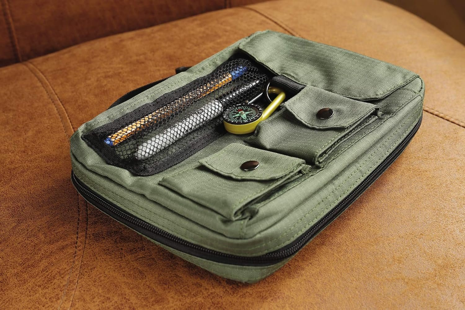 Compass Bible Cover, Zippered, with Handle, Nylon, Green, Medium - Image 3