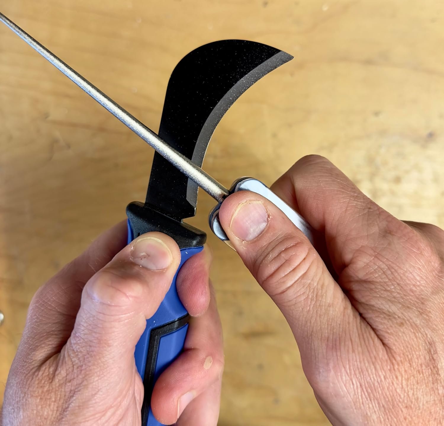 DMT FSKC Diafold Serrated Knife Sharpener - Image 5