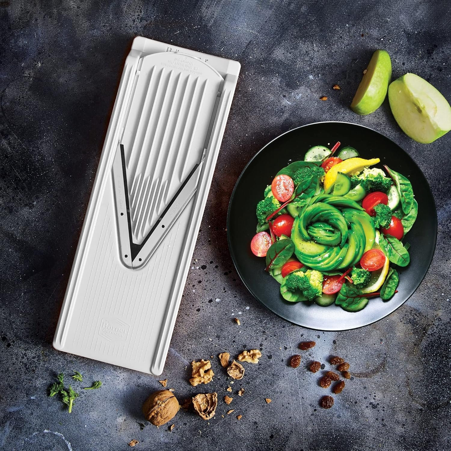 Börner Mandoline Slicer V3 (Starter Set) • V-Slicer for 5 Cutting Styles with Fruit Holder • Adjustable Vegetable Slicer for Vegetables & Fruits • Stainless Steel V-Blade • Color: White - Image 3