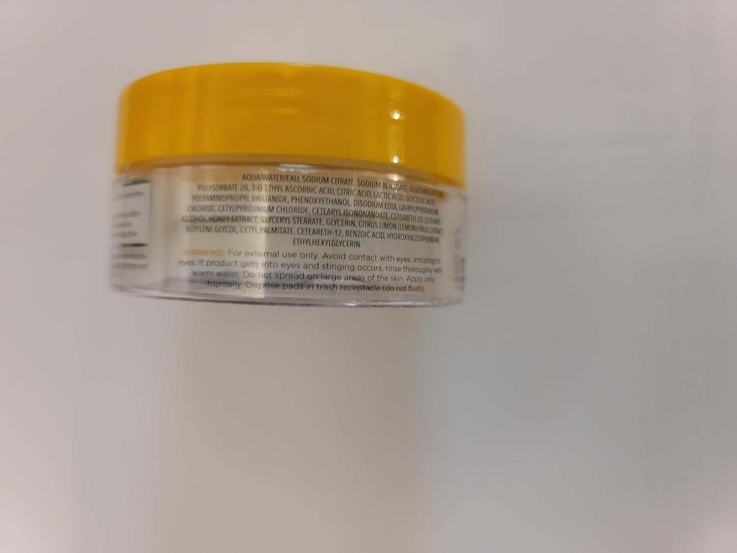 Glycolic Acid Pads, Helps Remove Buildup, Brighter Skin, with Vitamin C and Alpha Hydroxy Acids - Image 5