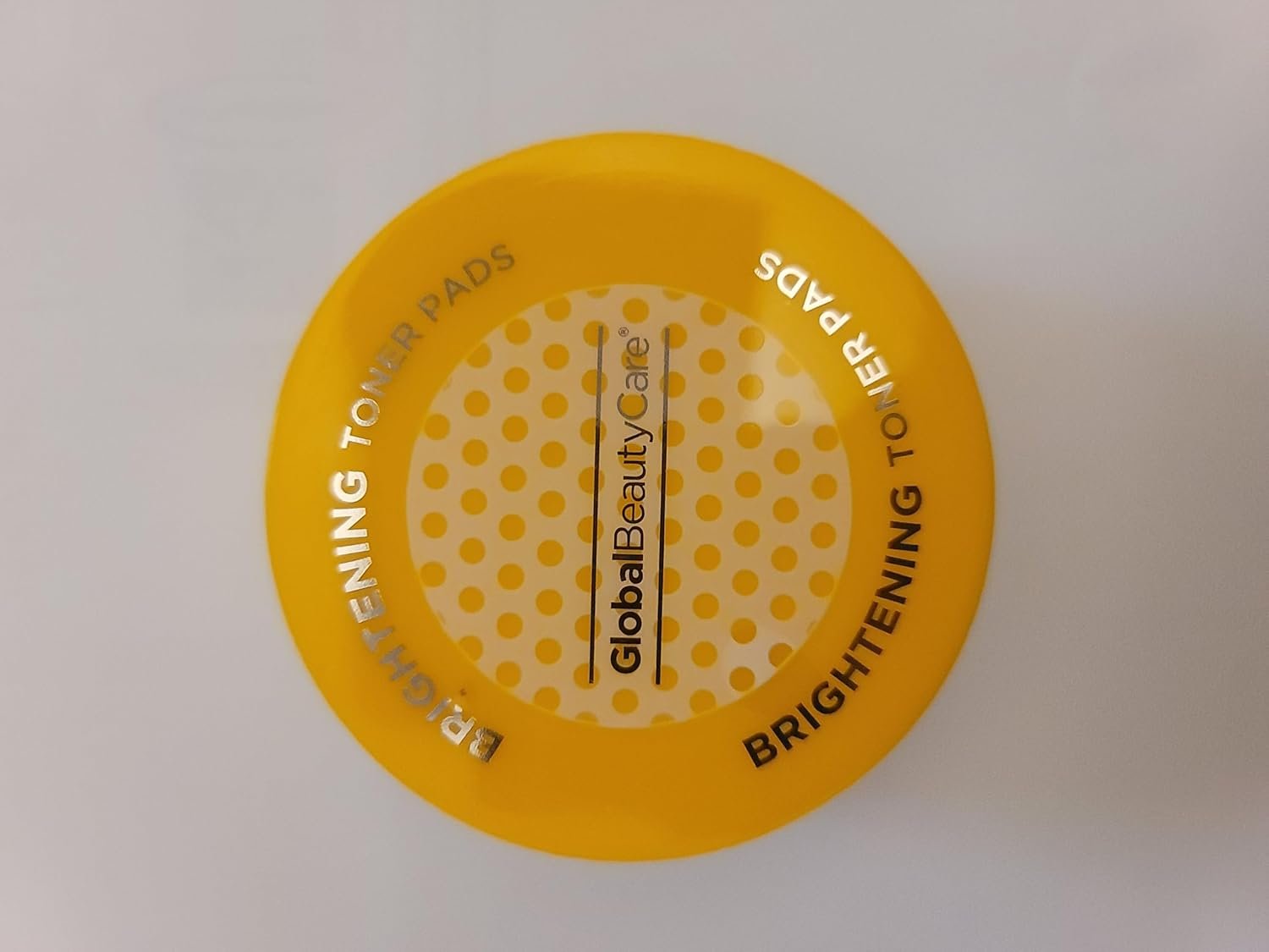 Glycolic Acid Pads, Helps Remove Buildup, Brighter Skin, with Vitamin C and Alpha Hydroxy Acids - Image 4