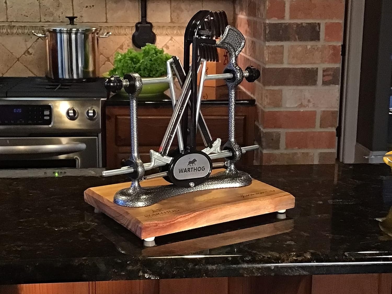 Warthog V-Sharp Elite Knife Sharpeners with Deluxe Wooden Base, 325 Grit Diamond Rods with Adjustable Angles, Professional Knife Sharpener System, Metal Frame Construction, Black - Image 4