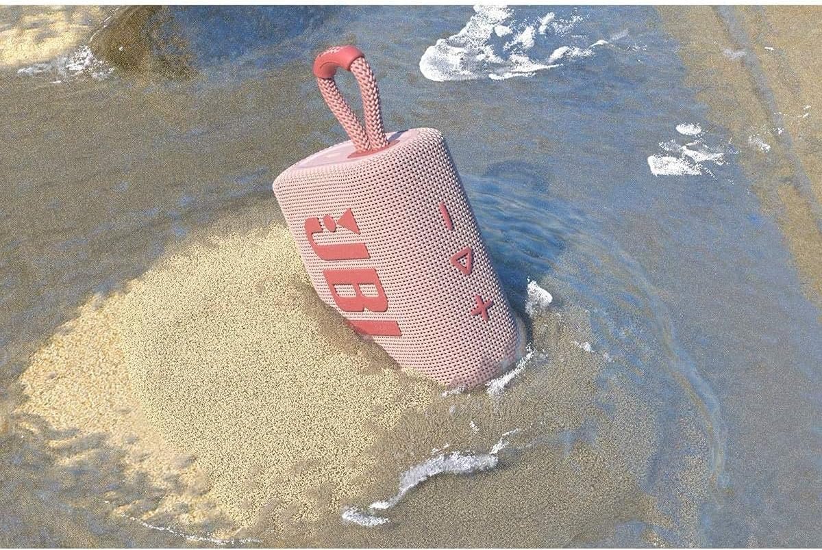 JBL Go 3 Portable Waterproof & Dustproof IP67 Outdoor Wireless Bluetooth Speaker (White) (Renewed) - Image 5