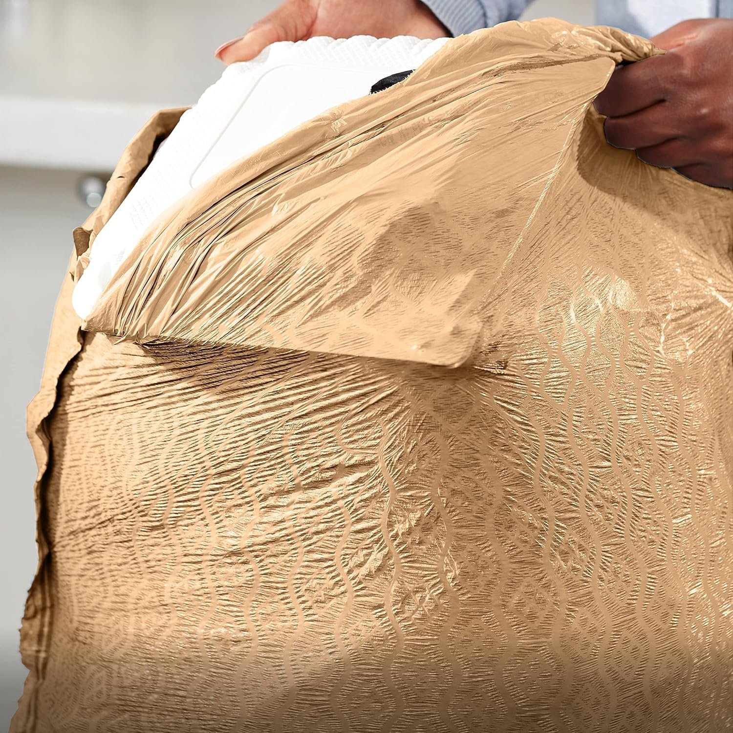 Glad ForceFlex MaxStrength Kitchen Trash Bags, 13 Gal, 45 Ct (Package May Vary) - Image 4