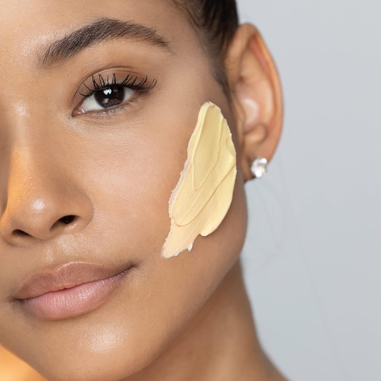 WOW Skin Science Turmeric Clay Face Mask - Brightening, Rejuvenating, Cleansing Masque for Even Complexion without Pimples, Blemishes & Blackheads - Bentonite & Kaolin Clay Facial Mask - 200 ml - Image 4