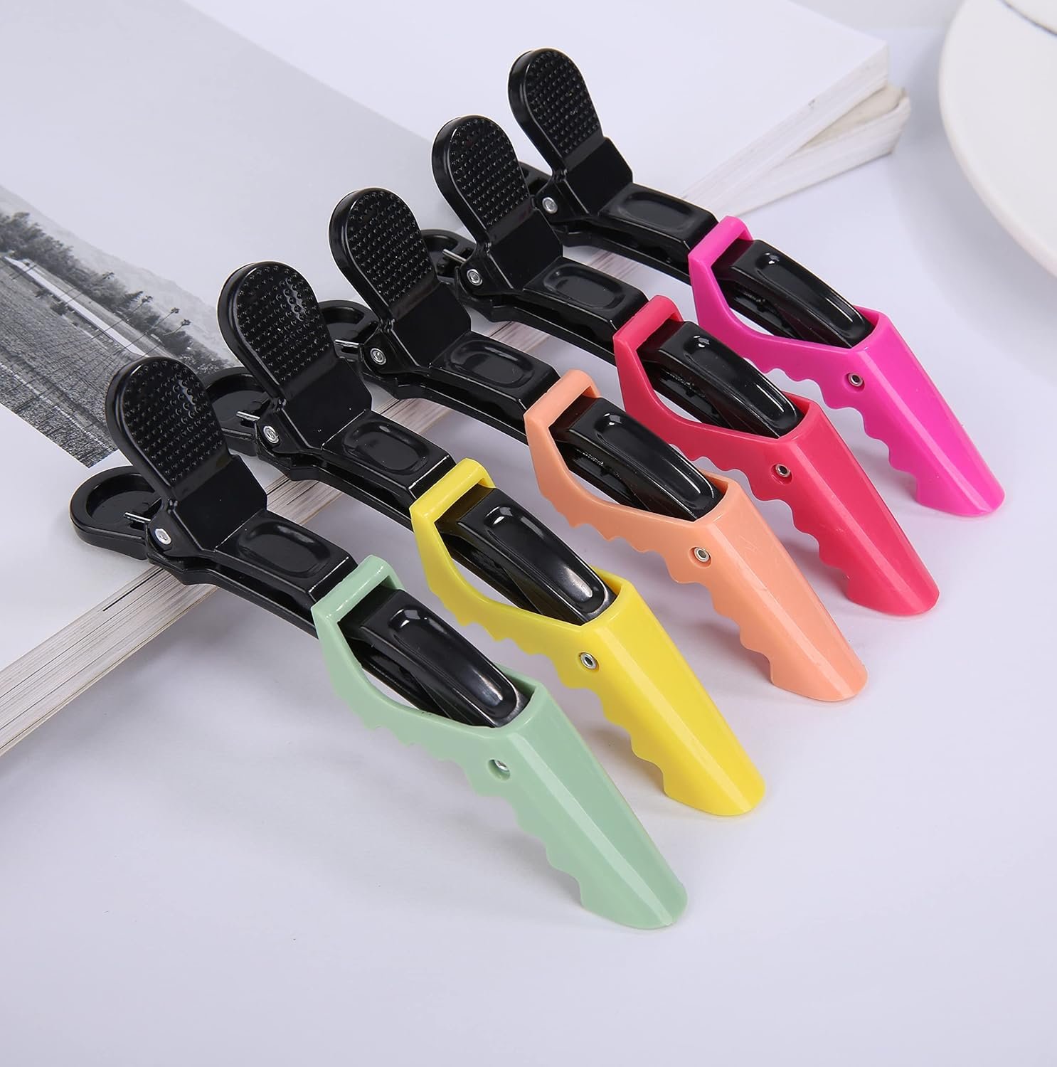 HH&LL Hair Clips for Women – Wide Teeth & Double-Hinged Design – Alligator Styling Sectioning Clips of Professional Hair Salon Quality - 10Pack (RROYG) - Image 5