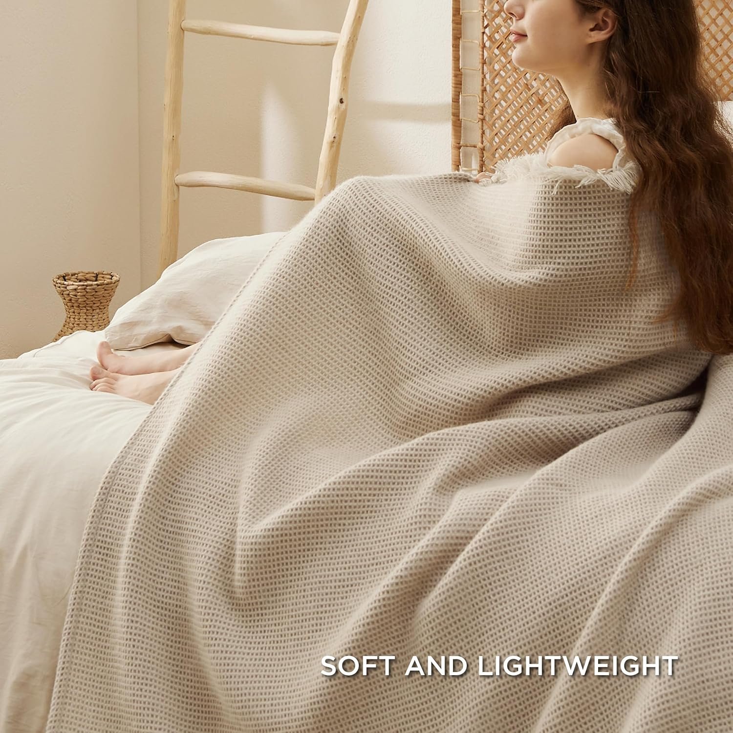 Bedsure Woven Blanket for Couch Oatmeal 50x60 and Fleece Blanket White 60x80 - Image 6